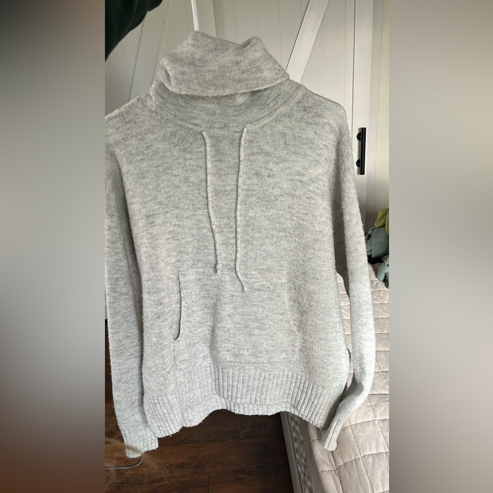 Forever 21 Light Gray Women's turtle Neck Sweater